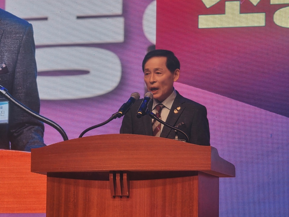 2025 부산 노인장기요양 종사자 소통 한마당, 3,000명 운집하며 성황리 개최